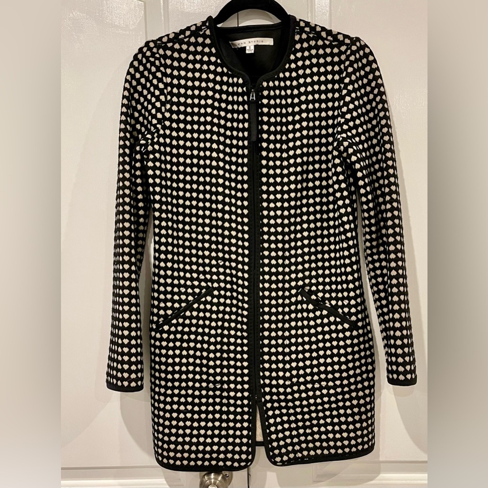 ❤️♥️ Jacket with tiny Hearts print all over! ❤️♥️